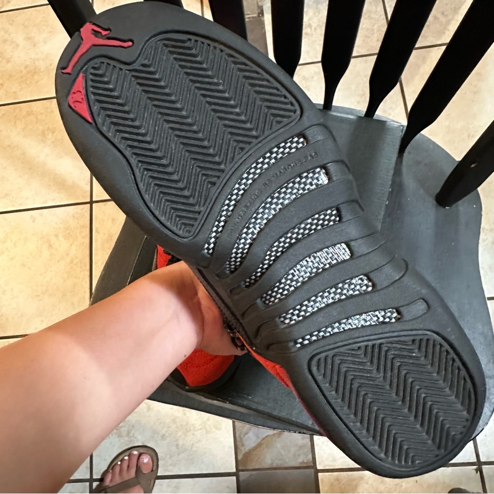 Jordan 12 Retro Reverse Flu Game - Picture 9 of 11